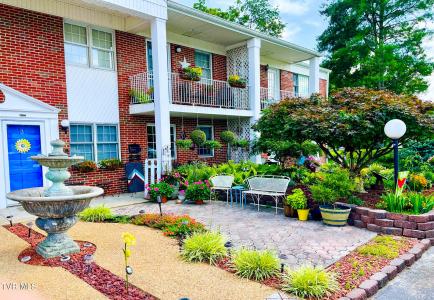 802 Locust Street, Rogersville, Tennessee 37857, Estados Unidos