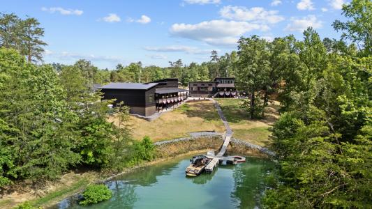 2466/2472 McQueeen Way, Sevierville, Tennessee 37876