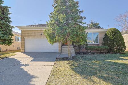 475 Couresy Ln, Des Plaines, Illinois 60018, USA