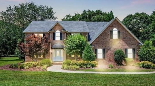 101 Plantation Drive, Moore, SC 29369, USA