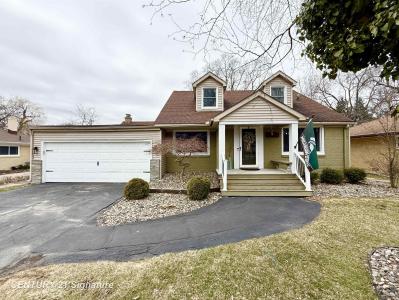 1655 Coolidge, Saginaw, Michigan 48638, USA