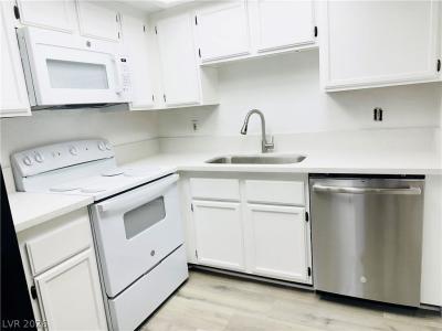 1113 N Buffalo Drive #201, Las Vegas, Nevada 89128, USA