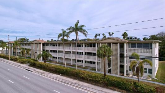 4455 Duhme Rd. #203, St. Petersburg, Florida 33708, USA