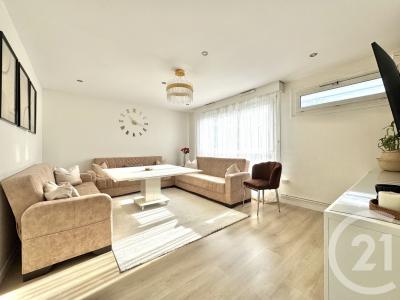 Tourcoing, Nord-Pas-de-Calais 59200, France