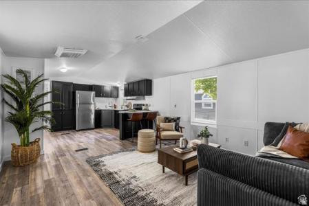 48 E APOLLO WAY S 48, Sabbioso, Utah 84070, Stati Uniti