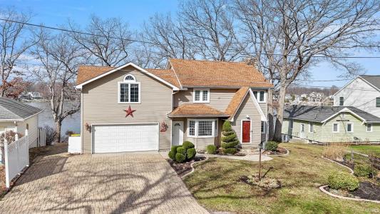 1080 Lane 210 Hamilton Lake, Hamilton, Indiana 46742, Stati Uniti