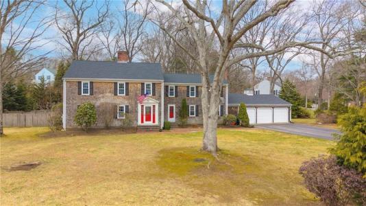 90 Bow Street, East Greenwich, RI 02818, USA