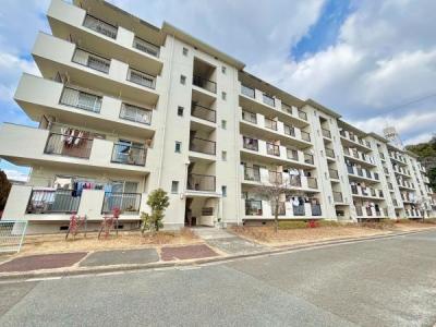 梅が丘１丁目8-1, 梅が丘住宅A1棟, 寝屋川市, Osaka 572-0803, Japan