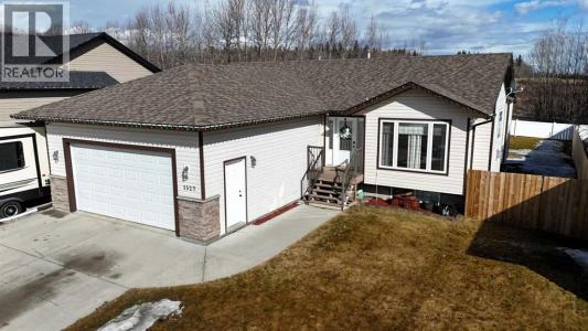 1527 41 STREET, Edson, Alberta T7E 0A5, Canada