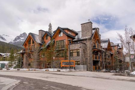 101A STEWART CREEK LANDING, Canmore, Alberta T1W 0E3, Canada
