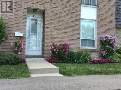 713 BURNHAMTHORPE ROAD, Toronto (markland Wood), Ontario M9C 2Z6, Canadá