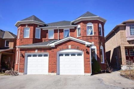 3389 WILD CHERRY LANE, Mississauga, Ontario L5N 7N7, Kanada