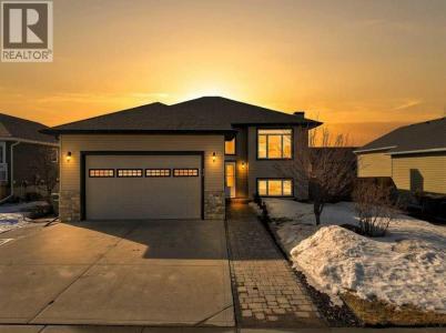 12 VERMONT CLOSE, Olds, Alberta T4H 0C3, Kanada