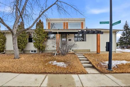 5 CRAWFORD STREET, Red Deer, 阿尔伯塔 T4P 2G4, 加拿大