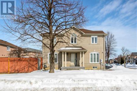 45 DOLPHIN SONG CRESCENT, Brampton (sandringham-wellington), Ontario L6R 2A7, Canada