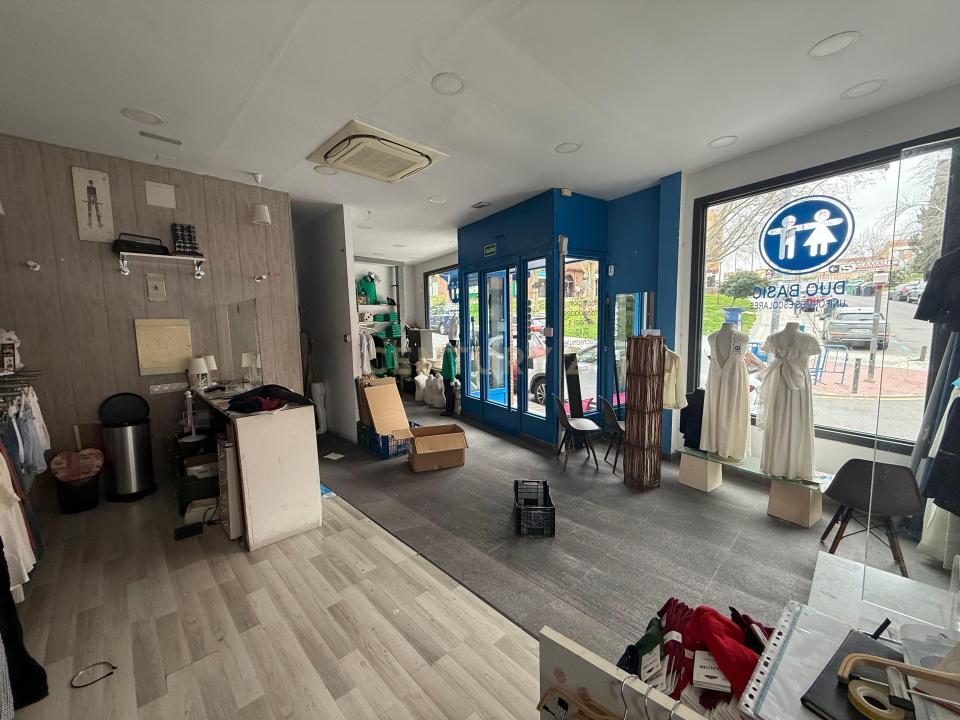 Madrid, Comunidad De Madrid 28220, Espanha