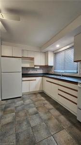 34 MARKSAM ROAD, Guelph, Ontario N1H 1X2, Canadá