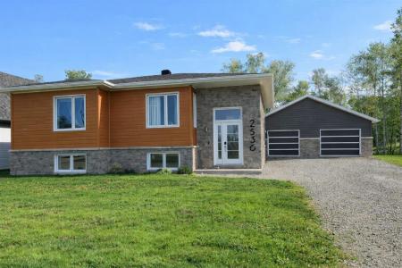 2536  Av. de Capella, Rouyn-Noranda, 魁北克省 J9X 0G5, 加拿大