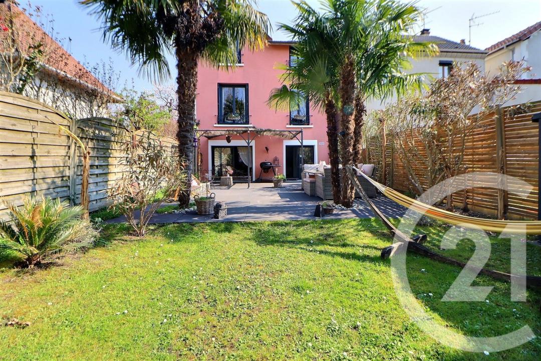 Aulnay Sous Bois, Île-de-France 93600, Francia