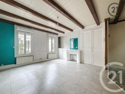 Sens, Bourgogne 89100, Frankreich