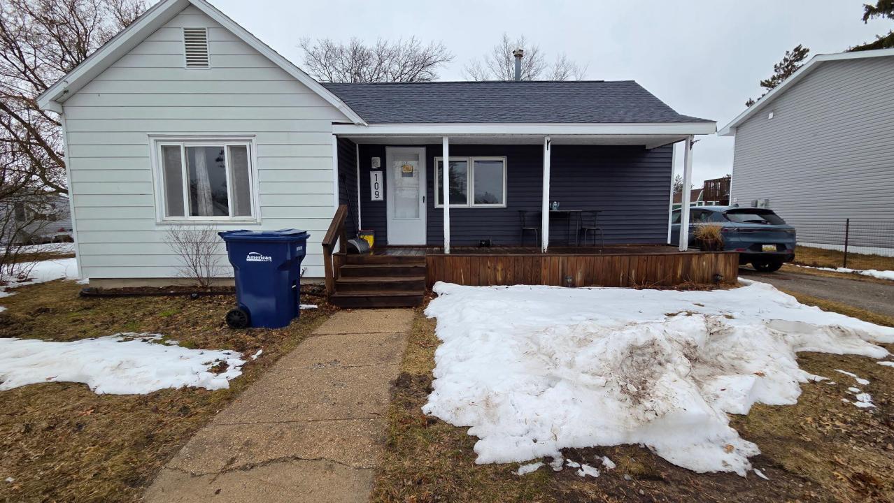 109 Madsen Street, Grayling, Michigan 49738, USA