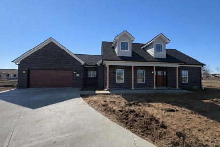 627 Comanche Drive, Richmond, Kentucky 40475, États-Unis