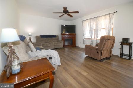 605 Planters Wharf Road, Lusby, Maryland 20657, USA