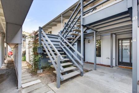 158 Kern Street , 10, Salinas, California 93905, USA