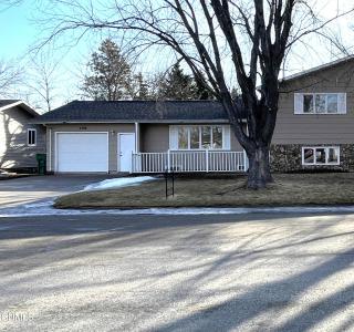 490 Joal Drive, Carrington, ND 58421, USA