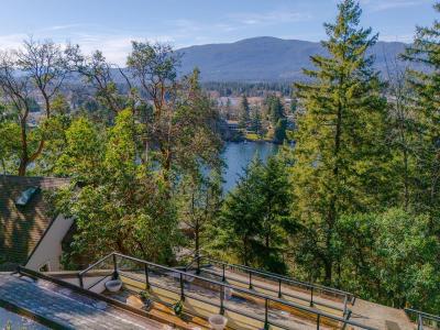 76 SUMMIT DR, Nanaimo, British Columbia V9T 4Y1, Canada