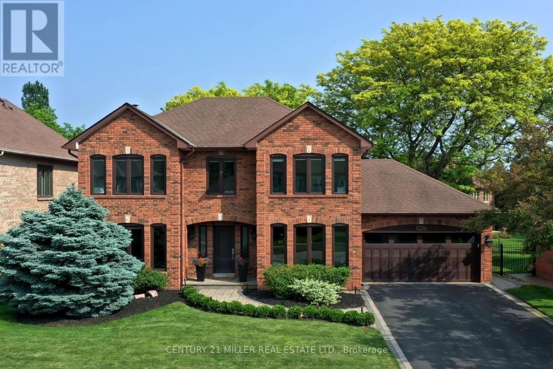 1036 MASTERS GREEN, Oakville (ga Glen Abbey), Ontario L6M 2N7, Canadá