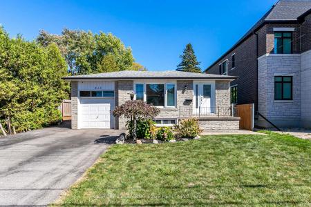 815 DOUGLAS AVENUE, Pickering, אונטריו L1W 1N2, קנדה 