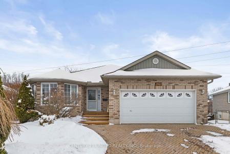 2903 JENNIFER DRIVE, Peterborough, Ontario K9L 1Z5, Canada