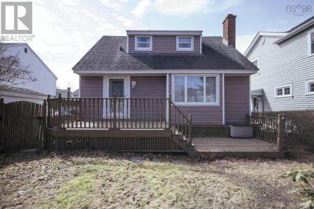 2879 RALPH DEVLIN DRIVE, ハリファックス, ノバスコシア B3L 3T2, カナダ