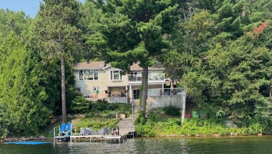 355 ANITA AVENUE, North Bay, Ontario P1C 0A8, Kanada