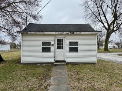 718 - 718 1/2 Buchanan, Carthage, Illinois 62321, USA