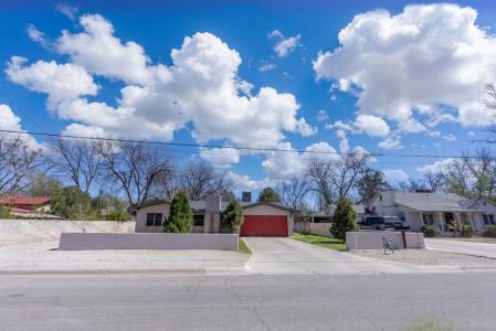 1124 N. Spring Street, Carlsbad, Novo México 88220, Estados Unidos