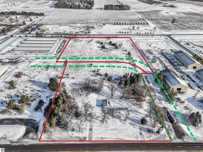 7075(2 parcels) E M 72, Williamsburg, Michigan 49690, USA