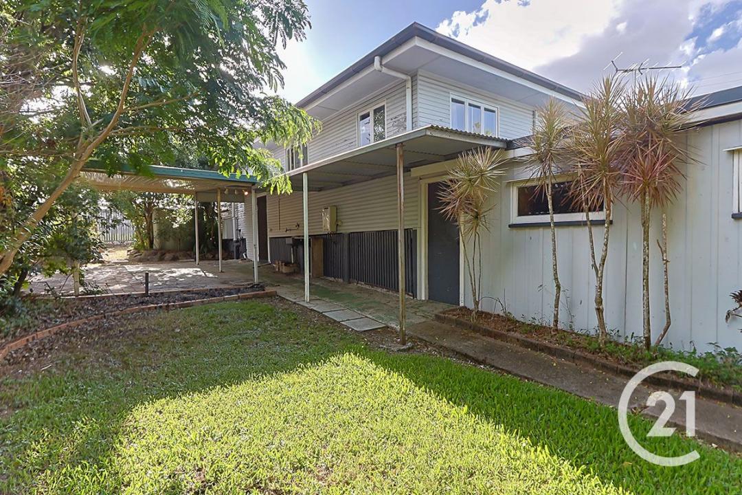 19 Dell Street, Eastern Heights, QLD 4305, Australia