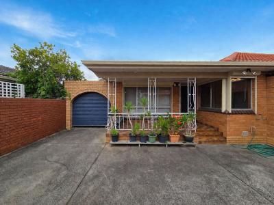 2/31 Main Road, Clayton South, VIC 3169, Australia