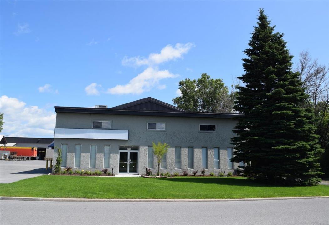 203 Rue Deveault, Gatineau (Hull), Quebec J8Z 1S7, Canadá