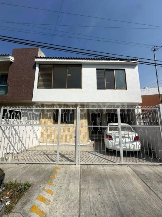 Isla Filipinas 2316,, Guadalajara, Jalisco 44950, Mexiko