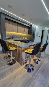 Jardin Mañongo Venta de Apartamento Residencia Monte Alto, Valencia, Carabobo 2001, Venezuela