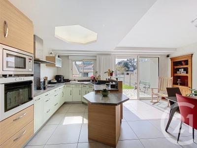 Cholet, פיי דה לה לואר 49300, צרפת 