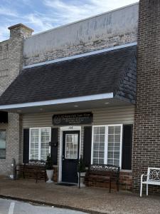 106 E Main Street, Manchester, Tennessee 37355, USA