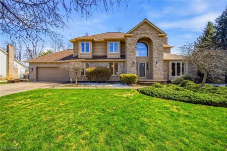 471 Medway Road, Highland Heights, Ohio 44143, USA