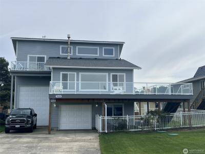 19408 K Place, Long Beach, Washington 98631, USA