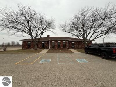 5556 M-21, St Johns, Michigan 48879, USA