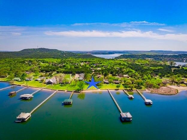 1957 Deer Trail Road, Possum Kingdom Lake, Texas 76449, Estados Unidos