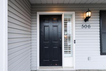 506 MURDOCK AVENUE, Fort Erie, Ontario L2A 1S4, Canadá